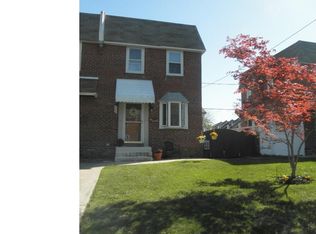 206 W Sylvan Ave, Morton, PA 19070