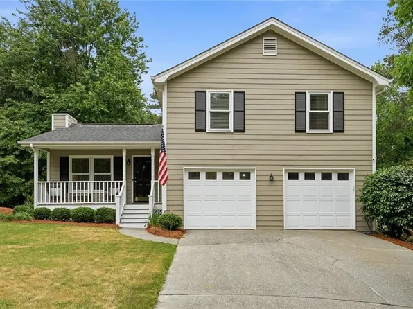 3341 Birchwood Trl, Snellville, GA 30078