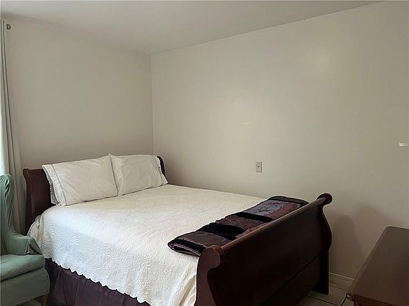 4th image of 2920 Ivy Pl