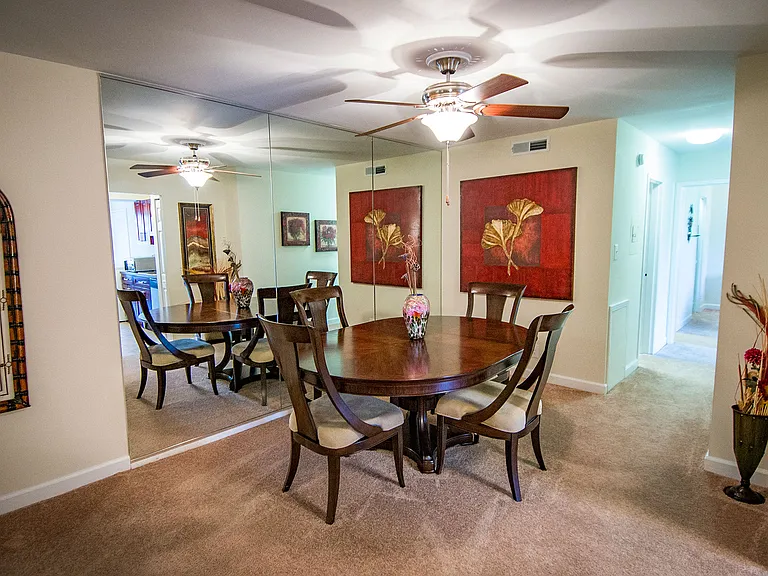 Oakton Park Apartments — Photo 51