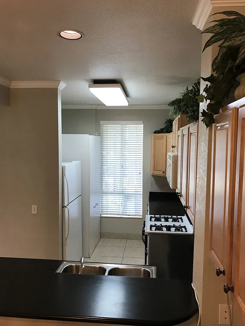 Kapolei - Kekuilani Villas - 2 Bed Townhouse - Downstairs unit — Photo 2