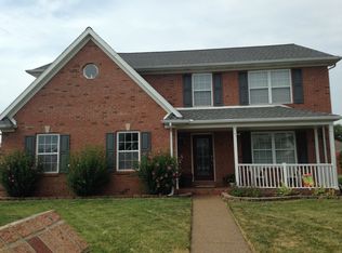 216 Fairfax Dr, Newburgh, IN 47630