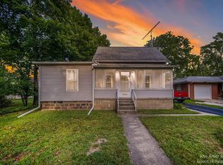 532 McKinley St, Chelsea, MI 48118