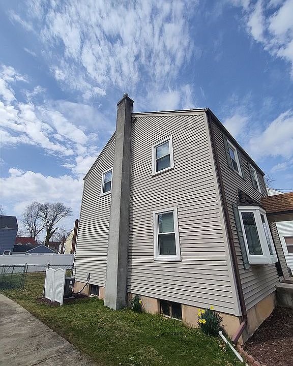 2nd image of 439 Griscom Dr