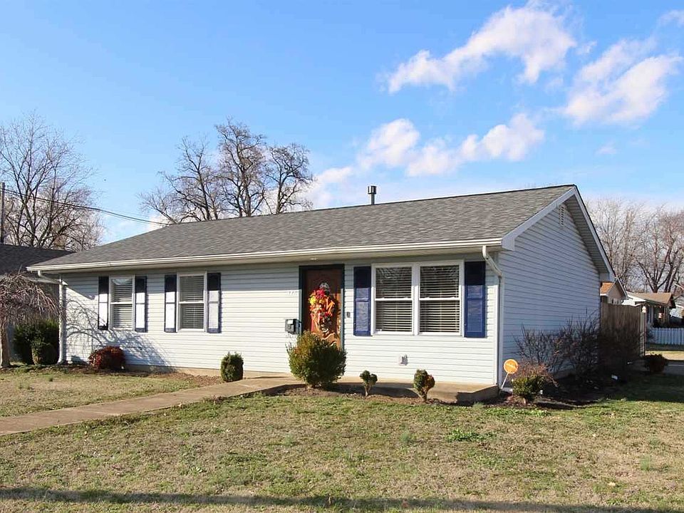 1st image of 326 E Chandler Ave