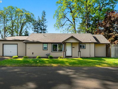 1427 N Davis St, Cornelius, OR, 97113