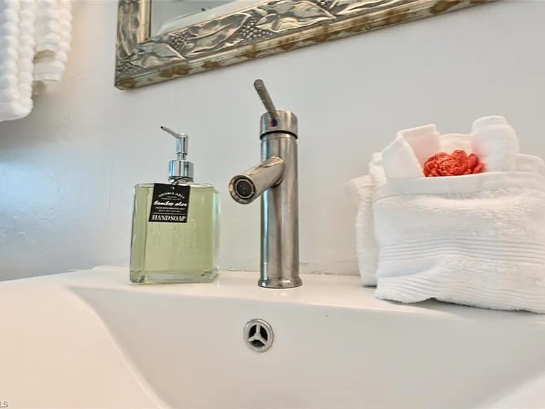21513 Indian Bayou Dr — Photo 25