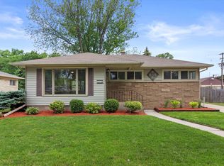 2614 Maryland Ave, Racine, WI 53403