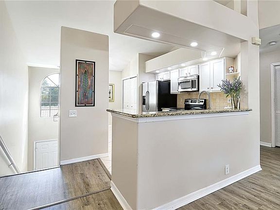 5th image of 28080 Cavendish Ct APT 2007