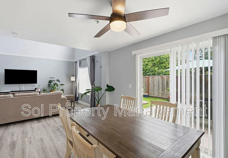 58 Del Rio Ct #1 — Photo 10