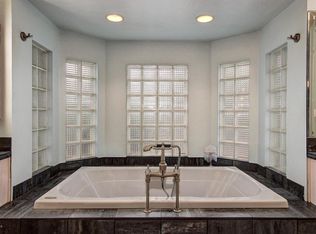 1068 E El Freda Rd N, Tempe, AZ 85284