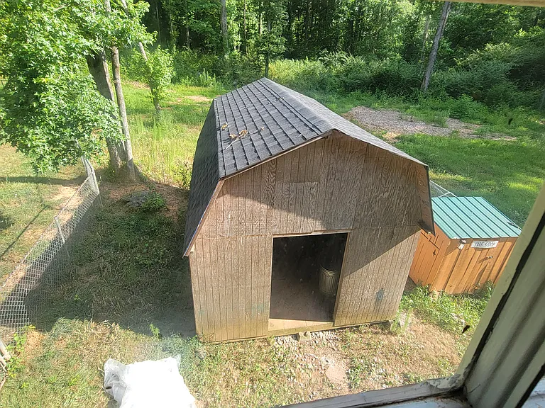14 Forest Pl — Photo 16