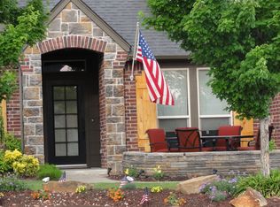 11907 S Vine St, Jenks, OK 74037
