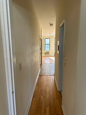 Rented by Eric Goodman Realty Corp | media 3