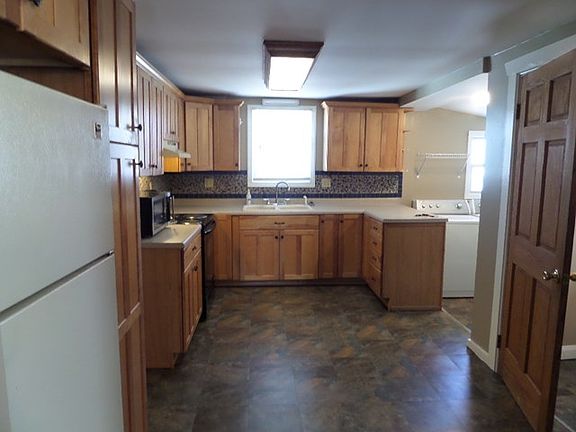 2nd image of 1115 Union St