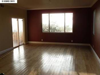 3rd image of 3038 73rd Ave