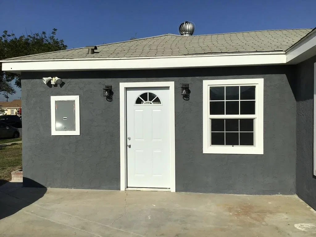 11836 Dalwood Ave — Photo 1