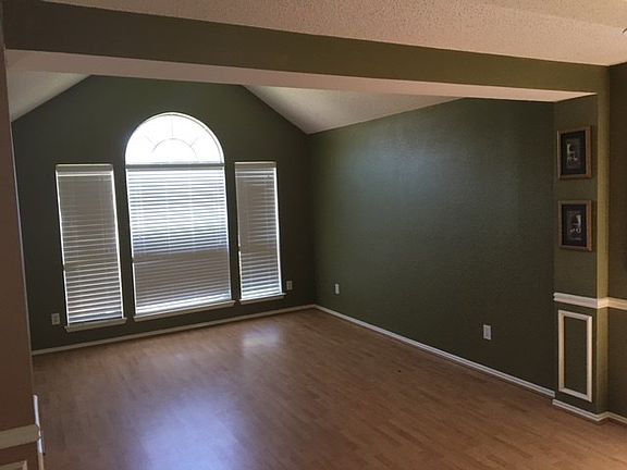 5th image of 5522 Hyannis Dr