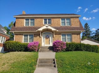 1306 Ashmun St, Sault Sainte Marie, MI 49783