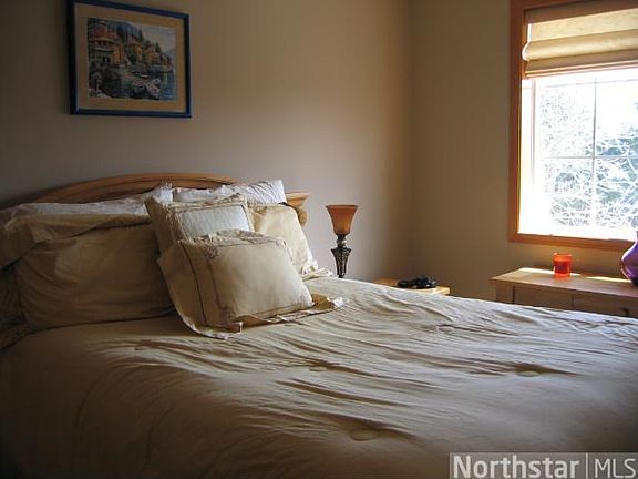 5th image of 1226 Larkspur Ln