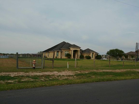 3rd image of 3708 Mile 4 N