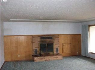 621 S Columbia St, Newberg, OR 97132