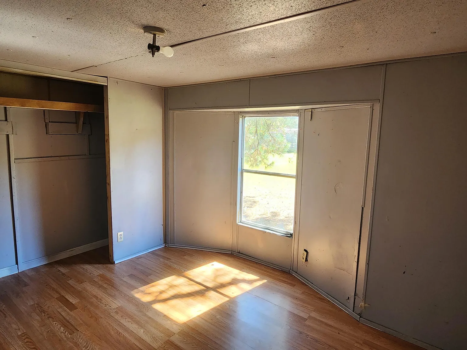 2 bed, 700 sqft, $695 — Photo 4
