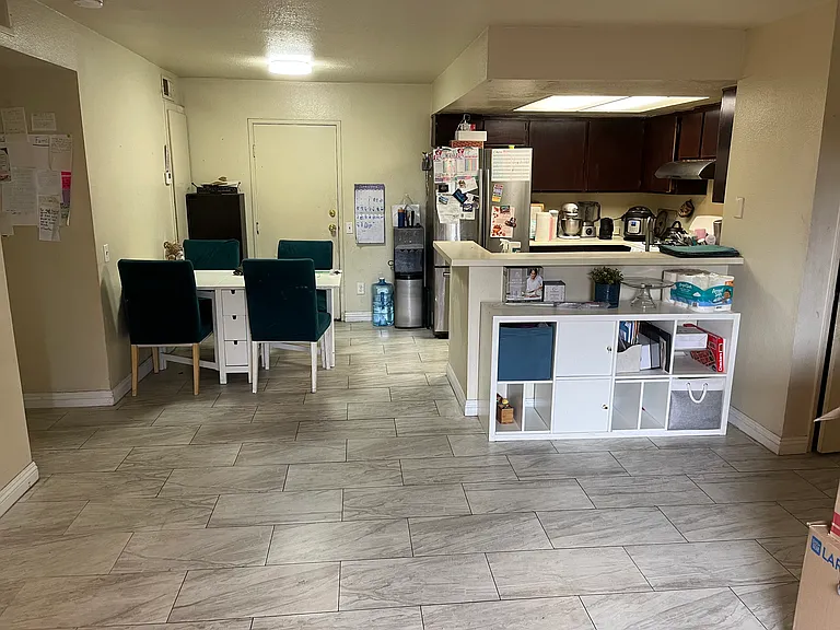 2600 W Porter Ave — Photo 7