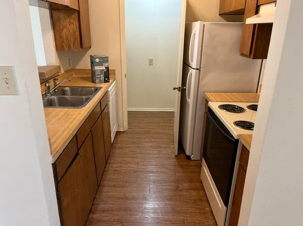3321 Fallmeadow St #3321 & 3323, Denton, TX 76207