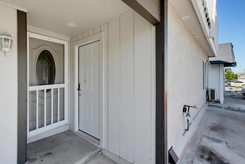 7993 Montara Ave — Photo 1