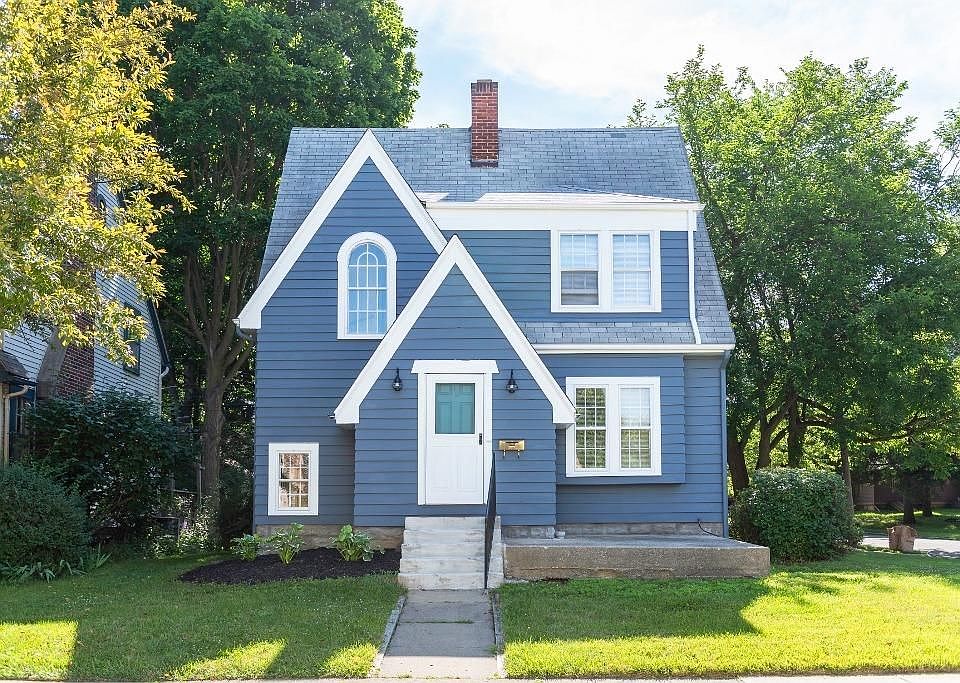 1st image of 121 Linden Ct