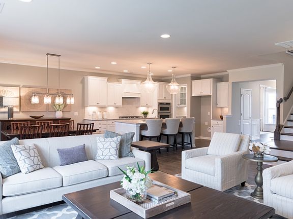 Open concept living, great for entertaining