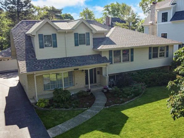 919 S Bodin St, Hinsdale, IL 60521