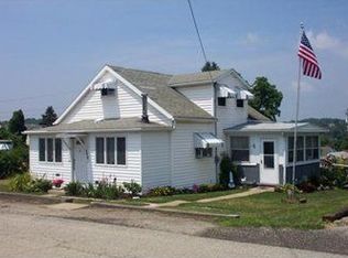 749 Wilmington St, Washington, PA 15301