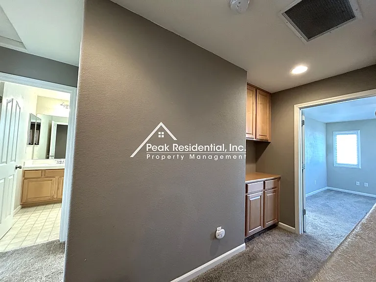 9196 Cortina Cir — Photo 17