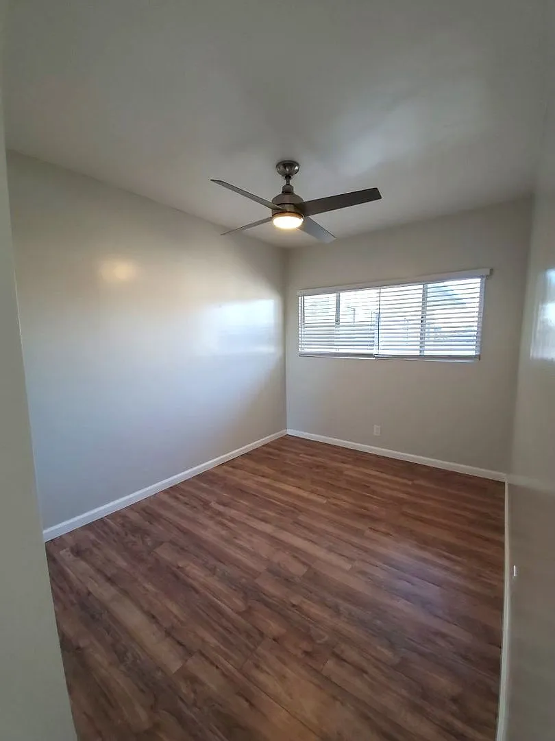 5475 Homeside Ave. — Photo 3
