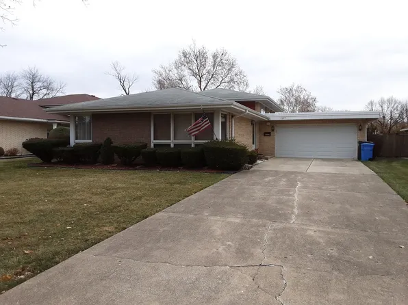2217 High Ridge Pkwy, Hillside, IL 60162