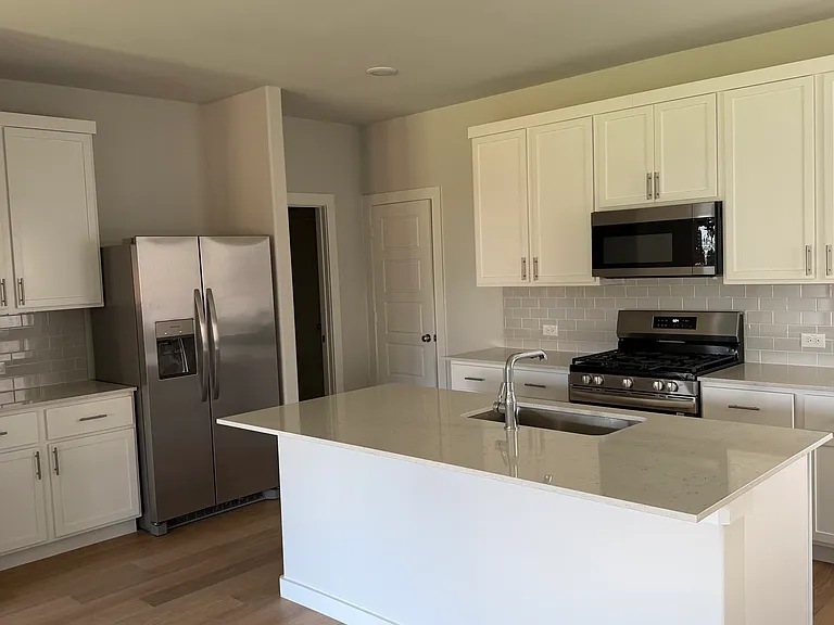 865 River Ln — Photo 5