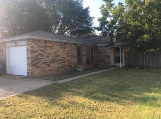 323 Spring Branch Ln #323, Kennedale, TX 76060