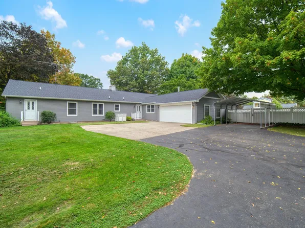 324 West St, Schoolcraft, MI 49087