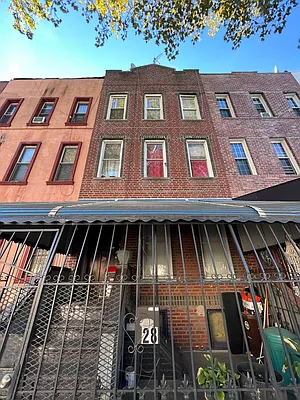 Sold by Compass | media 1
