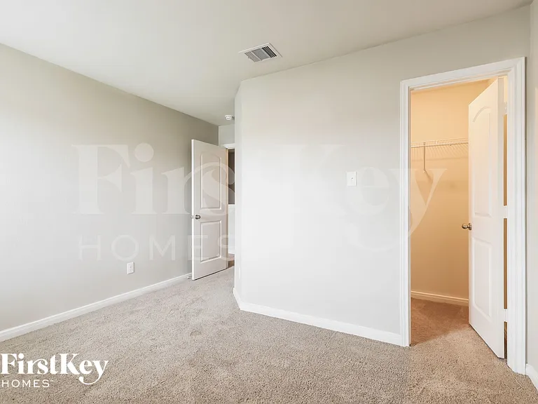 26716 Frost Dr — Photo 14