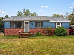 449 Joslyn Rd, Lake Orion, MI 48362