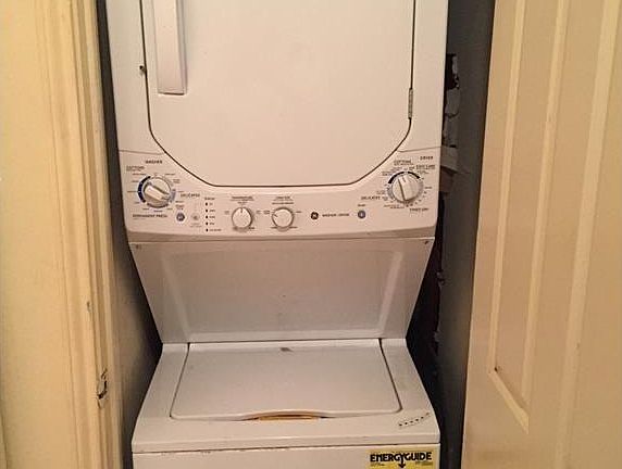 5th image of 2706 Salado St APT 208