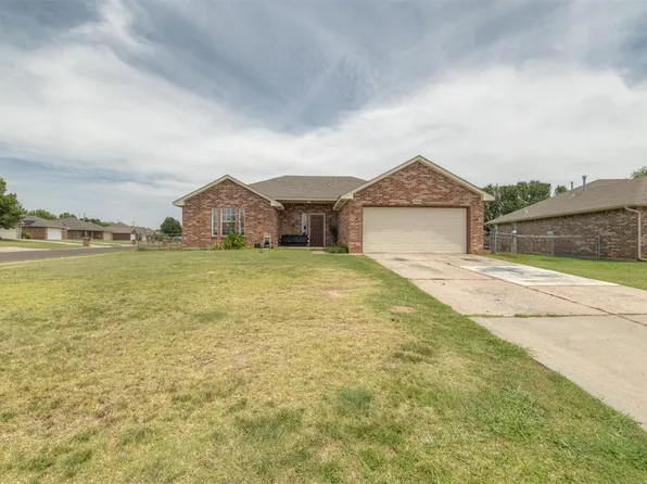 1545 Tudor Dr, Moore, OK 73160