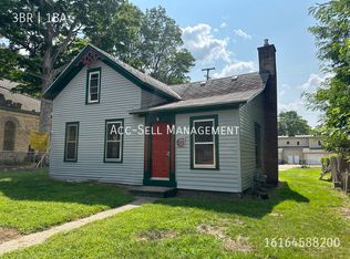 530 Crawford St SE, Grand Rapids, MI 49507