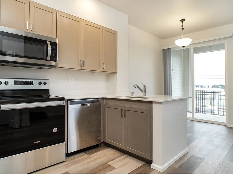 1 Bedroom - 591sqft 1 Bedroom - 591sqft