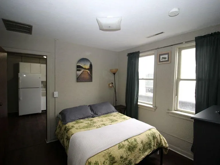 404 1/2 N Dewey St #7 — Photo 6