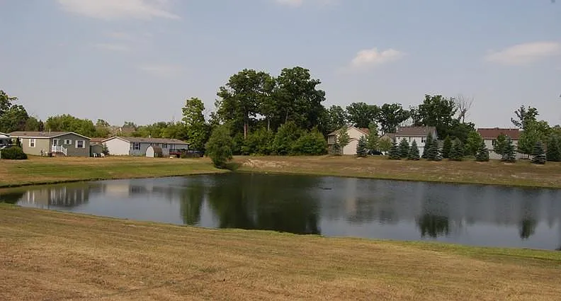 Lake in the Hills — Photo 2