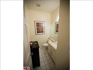 5th image of 1741 Colby Ave APT 201